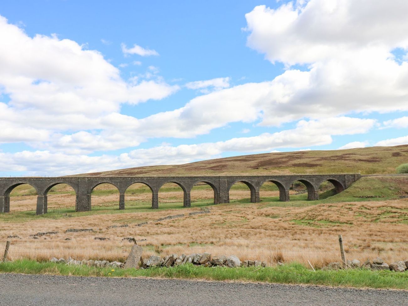 Dandry Mire viaduct on the Settle–Carlisle line near Garsdale, its arches crossing open moorland